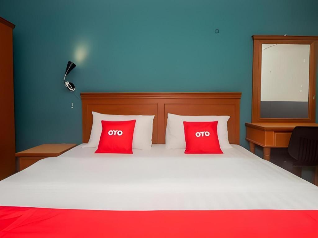 River Park Hotel Sibu Bagian luar foto
