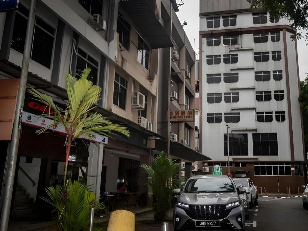 River Park Hotel Sibu Bagian luar foto