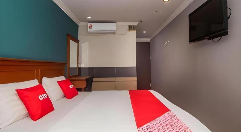 River Park Hotel Sibu Bagian luar foto