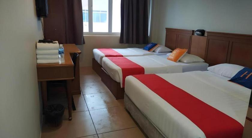 River Park Hotel Sibu Bagian luar foto