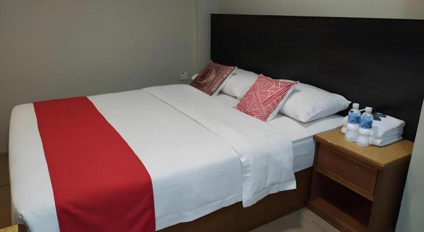 River Park Hotel Sibu Bagian luar foto